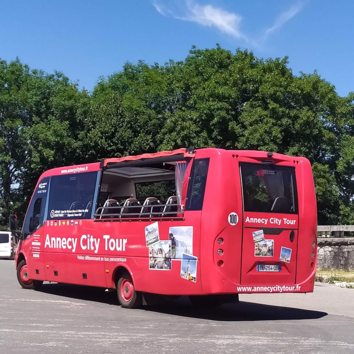 Service conciergerie - Lac d'Annecy Alpes - Visite touristique guidée d'Annecy en bus - Locationlacannecy